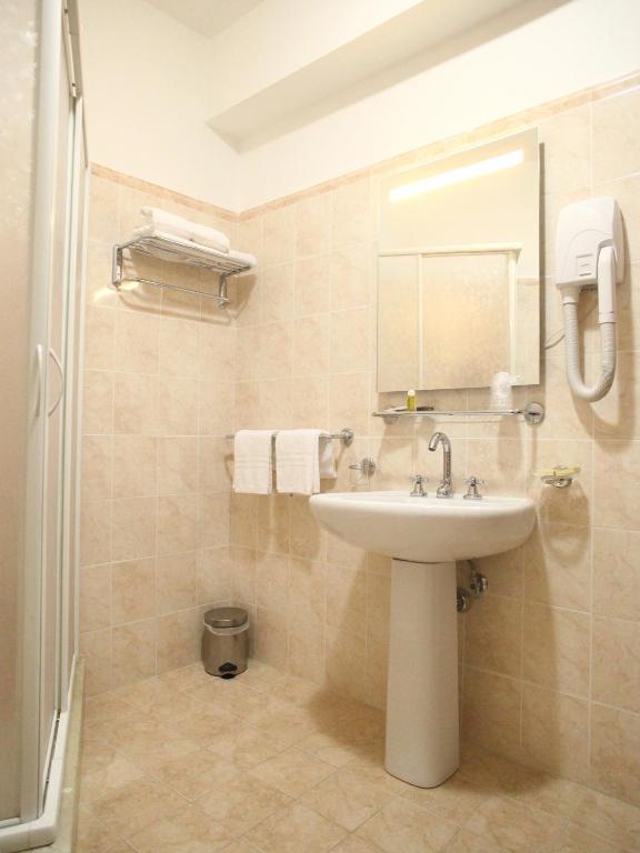 Hotel Pineta كاغلي الغرفة الصورة