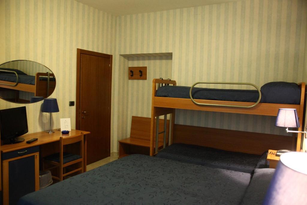 Hotel Pineta كاغلي الغرفة الصورة